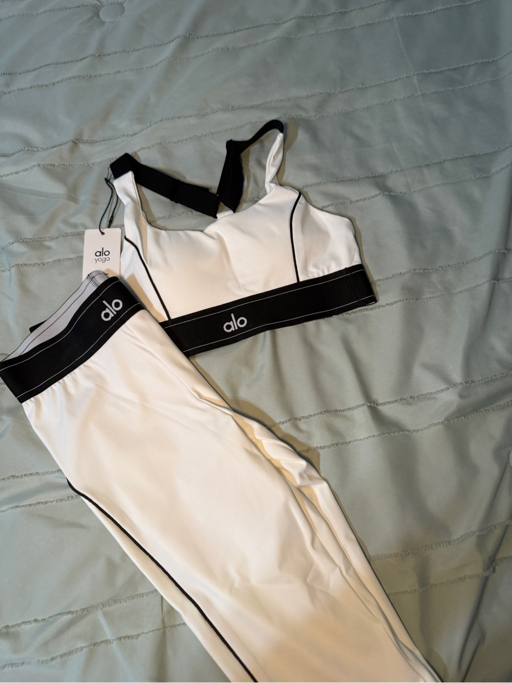 ALO Yoga White Leggings and Piped Sports Bra Set with Black Trim